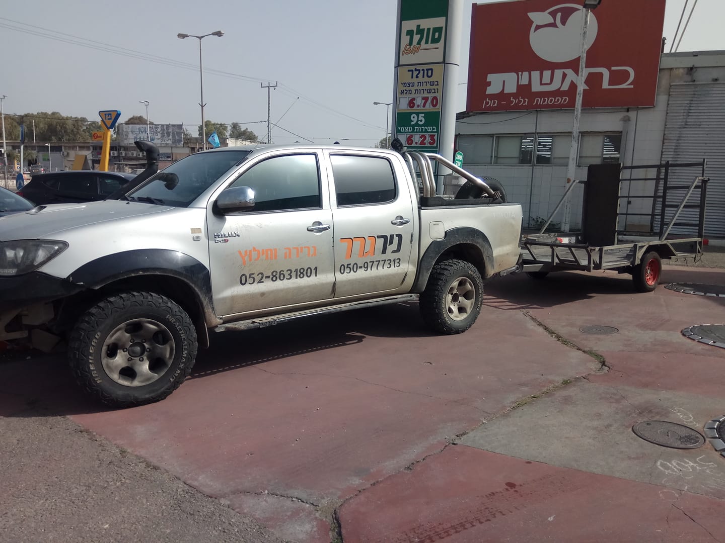 תמונה מעבודות ניר גרר
